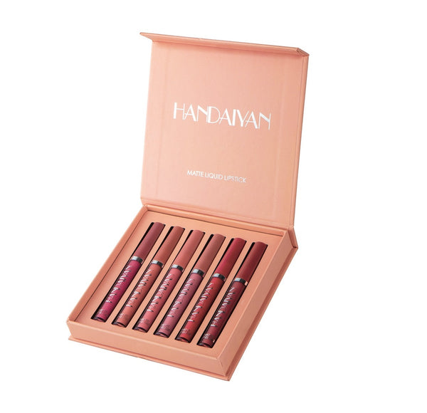 A set of 6 lipstick and lip gloss pieces, perfect for enhancing your lips' beauty and adding a touch of glamour.