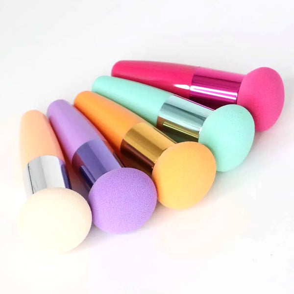 1PCS Mushroom Head Makeup Brushes Powder Puff Makeup Sponge with Handle Women Fashion Professional Makeup Beauty Tools